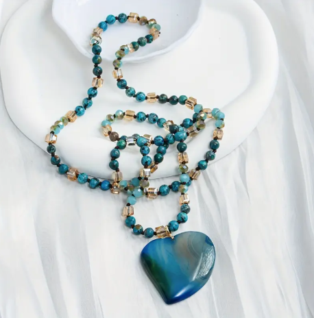 Exquisite Heart-Shaped Blue Agate Pendant Necklace with Natural Stones/Glass Beads