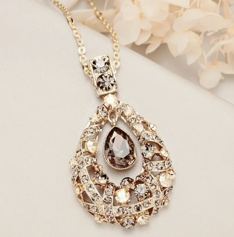 Elegant Bohemian Crystal Pendant Necklace – Long Titanium Steel Teardrop Charm for Everyday Glam
