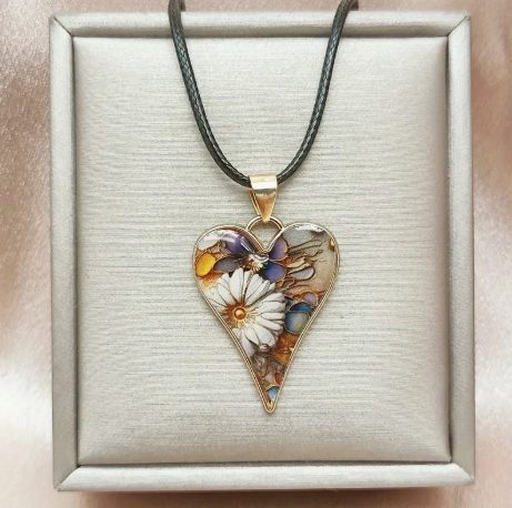 Floral Resin Heart Pendant Necklace
