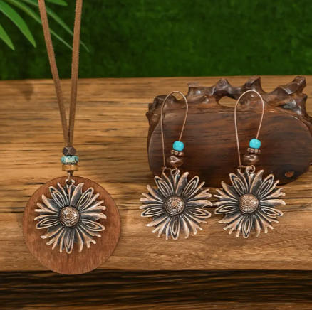Vintage Boho Floral Jewelry Set – 3-Piece Wooden Pendant Necklace and Large Drop Earrings with Antique Bronze Sunflower Design