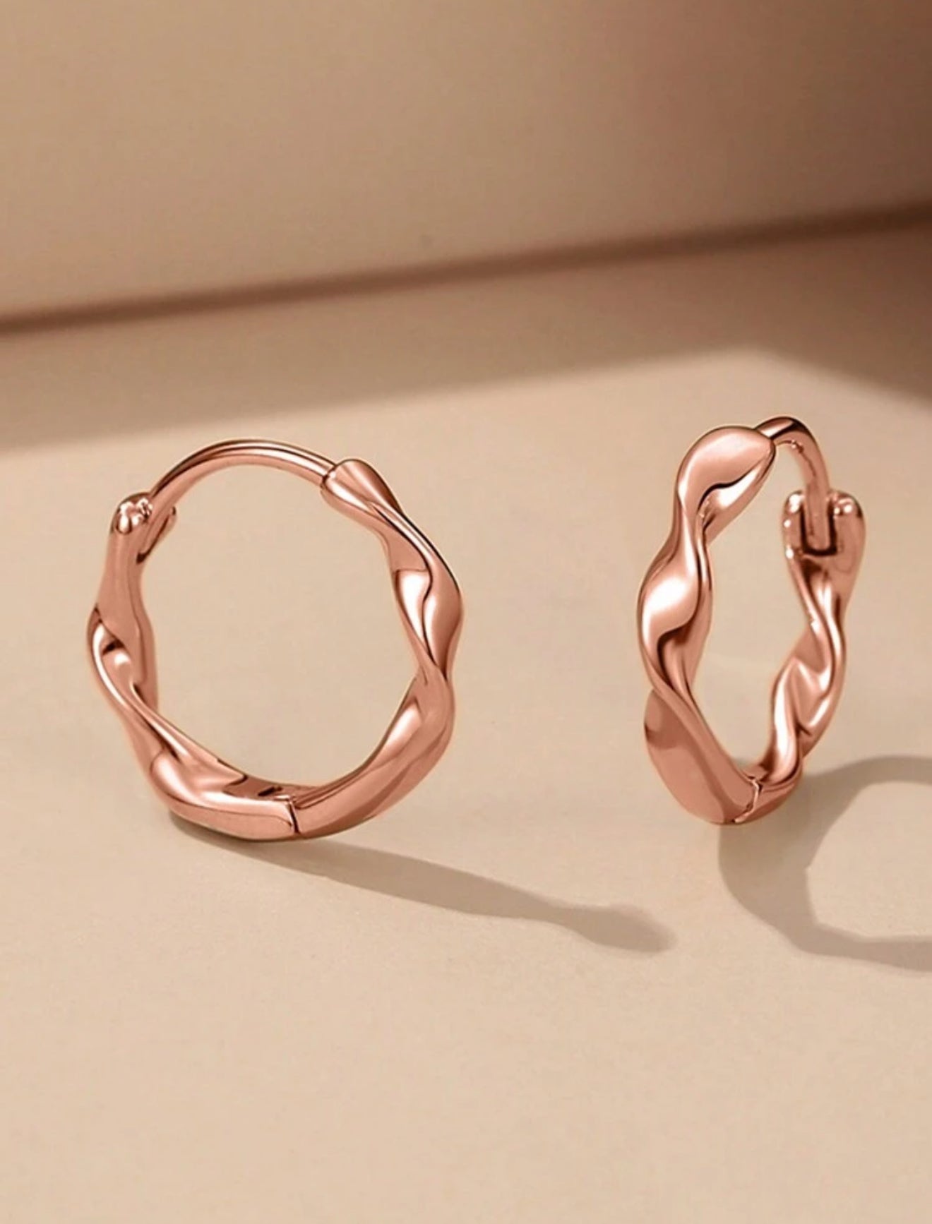 Beautiful Rose Gold Small Hoop Earrings – Twisted Metal Minimalist Design, Lightweight & Elegant for Everyday Wear