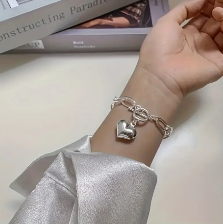 925 Sterling Silver Heart Charm Bracelet – Elegant Toggle Clasp Design, Hypoallergenic Link Chain Jewelry for Women