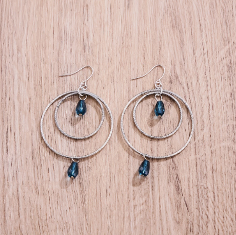 Vintage Minimalist Double-Layer Circle Earrings – Hollow Pendant with Gemstone Accent for Women