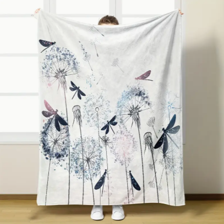 Flannel Dragonfly Sofa Blanket – Soft All-Season Throw with Floral & Dragonfly Pattern, Lightweight Home Decor Blanket