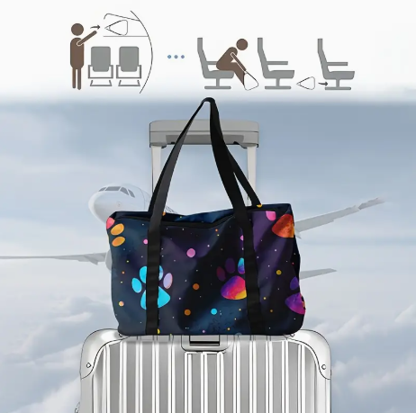 Vibrant Paw Print Large Travel Tote Bag – Durable Zippered Shoulder Bag | Lightweight Polyester for Gym, Yoga & Getaways